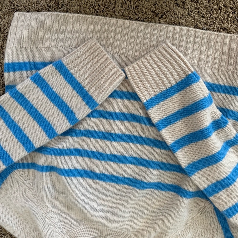 White + Warren 100% Cashmere Blue and Cream/Tan Striped Sweater Large - Picture 4 of 8